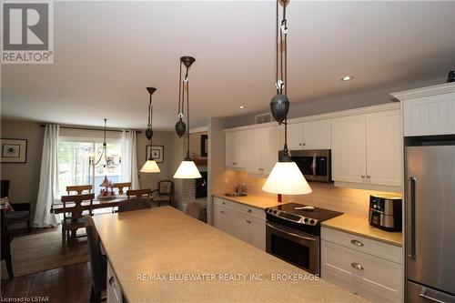 10322 Grand Oaks Drive, Lambton Shores, ON - Indoor Photo Showing Kitchen