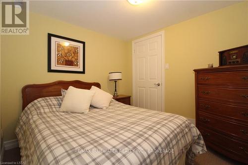 10322 Grand Oaks Drive, Lambton Shores, ON - Indoor Photo Showing Bedroom