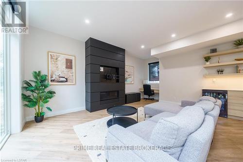26 Huron Street, Lambton Shores, ON - Indoor Photo Showing Living Room