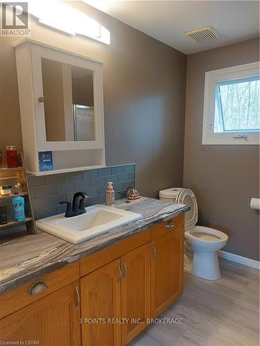 Imported from itso - 329 Wyldwood Lane, South Huron (Stephen Twp), ON - Indoor Photo Showing Bathroom