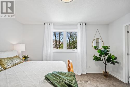 912 Copperfield Drive, Oshawa, ON - Indoor Photo Showing Bedroom