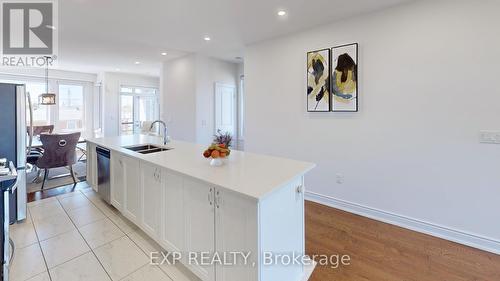1641 Blanefield Road, Mississauga, ON - Indoor Photo Showing Kitchen With Double Sink