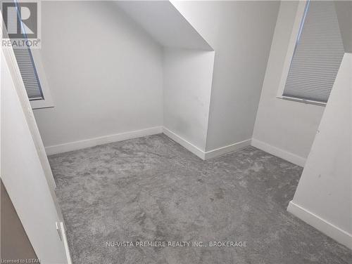 429 Saul Street, London, ON - Indoor Photo Showing Other Room