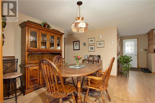 413 Shannon Boulevard, South Huron, ON - Indoor Photo Showing Dining Room