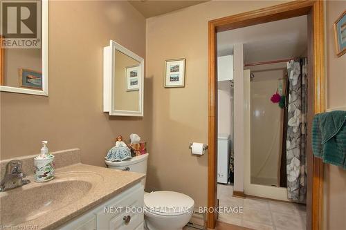 413 Shannon Boulevard, South Huron, ON - Indoor Photo Showing Bathroom