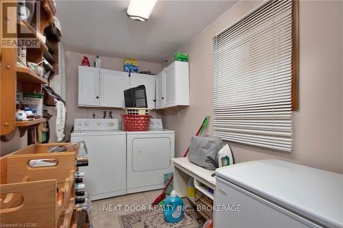 413 Shannon Boulevard, South Huron, ON - Indoor Photo Showing Laundry Room