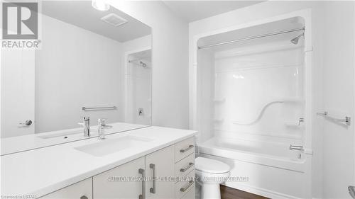 36 Lucas Road, St. Thomas, ON - Indoor Photo Showing Bathroom
