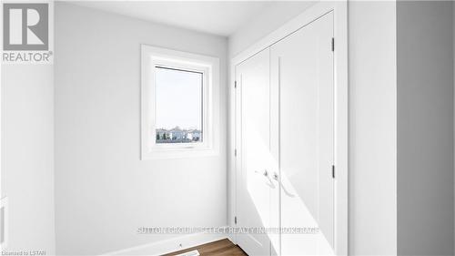 36 Lucas Road, St. Thomas, ON - Indoor Photo Showing Other Room