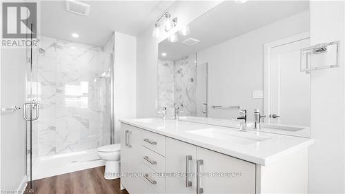 36 Lucas Road, St. Thomas, ON - Indoor Photo Showing Bathroom