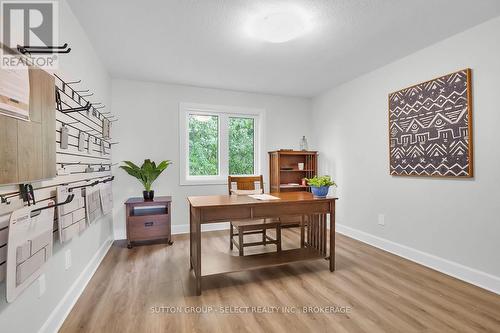 36 Lucas Road, St. Thomas, ON - Indoor Photo Showing Office