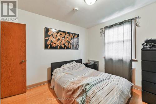 369 Main Street, Toronto, ON - Indoor Photo Showing Bedroom