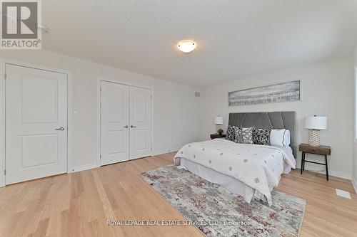 46 Bannister Road, Barrie, ON - Indoor Photo Showing Bedroom