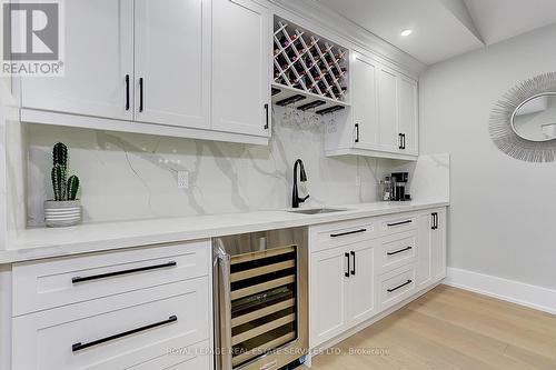52 Innisbrook Drive, Wasaga Beach, ON - Indoor Photo Showing Kitchen