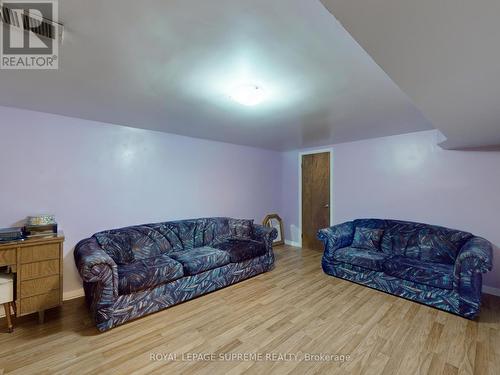 122 Brookhaven Drive, Toronto, ON - Indoor Photo Showing Other Room