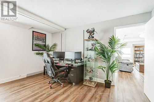 318 - 300 Manitoba Street, Toronto, ON - Indoor Photo Showing Office