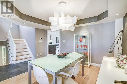 607 Heddle Crescent, Newmarket, ON - Indoor Photo Showing Dining Room