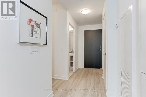 413 - 250 Lawrence Avenue W, Toronto, ON - Indoor Photo Showing Other Room