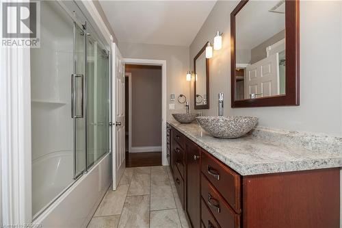 504 18Th Street E, Owen Sound, ON - Indoor Photo Showing Bathroom