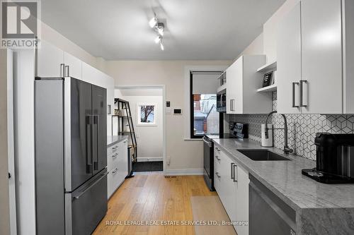 102 Sellers Avenue, Toronto, ON - Indoor Photo Showing Kitchen