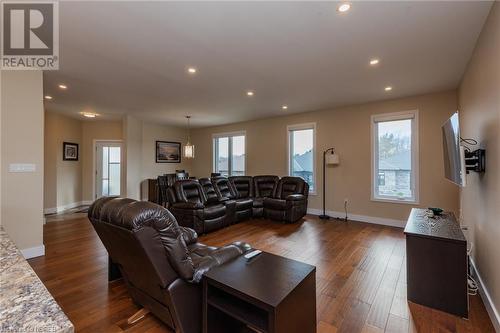 4 Zephyr Heights, North Bay, ON - Indoor Photo Showing Living Room