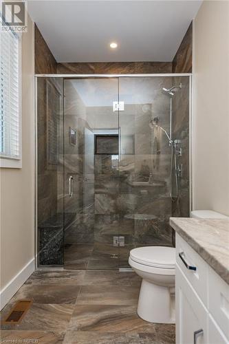 4 Zephyr Heights, North Bay, ON - Indoor Photo Showing Bathroom