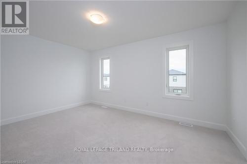 3837 Auckland Avenue, London, ON - Indoor Photo Showing Other Room