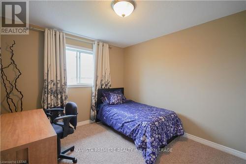 968 Springbank Avenue N, Tillsonburg, ON - Indoor Photo Showing Bedroom