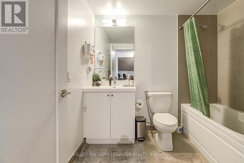 1612 - 2550 Simcoe Street N, Oshawa, ON - Indoor Photo Showing Bathroom