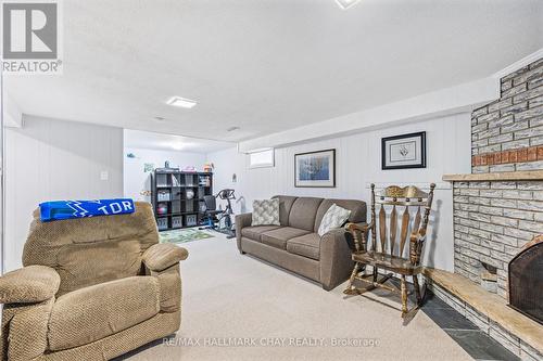 38 Lionel Stone Avenue E, New Tecumseth, ON - Indoor With Fireplace