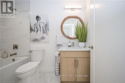 308 - 500 Brock Avenue, Burlington, ON - Indoor Photo Showing Bathroom