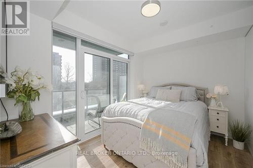 308 - 500 Brock Avenue, Burlington, ON - Indoor Photo Showing Bedroom
