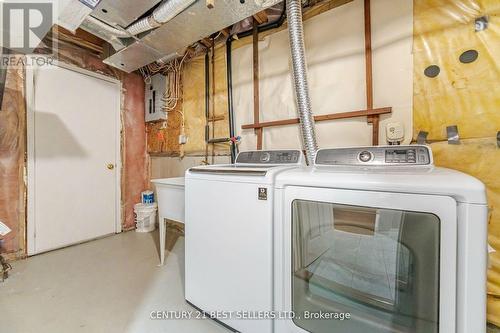 5649 Cortina Crescent, Mississauga, ON - Indoor Photo Showing Laundry Room