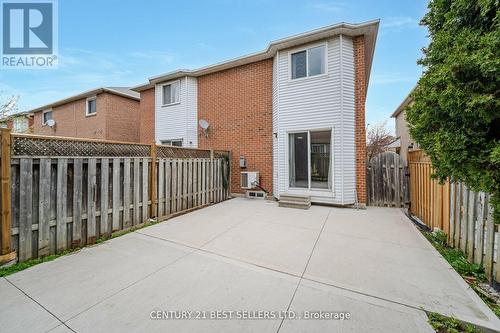 5649 Cortina Crescent, Mississauga, ON - Outdoor With Exterior