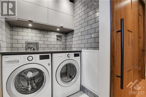 135 Barrette Street Unit#Ph4, Ottawa, ON - Indoor Photo Showing Laundry Room
