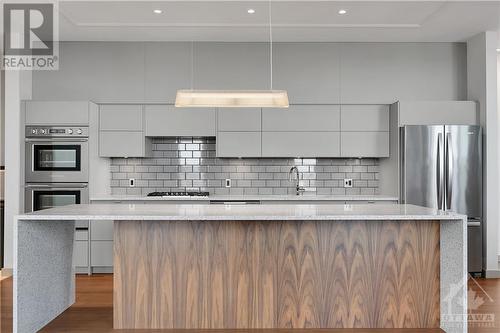135 Barrette Street Unit#Ph4, Ottawa, ON - Indoor Photo Showing Kitchen With Upgraded Kitchen