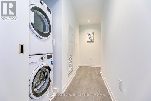 1207 - 20 Richardson Street, Toronto, ON - Indoor Photo Showing Laundry Room