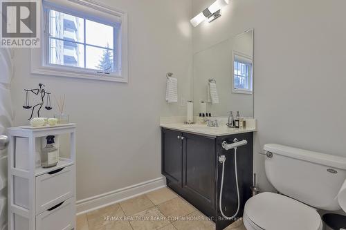 Th 10 - 8 Rean Drive, Toronto, ON - Indoor Photo Showing Bathroom