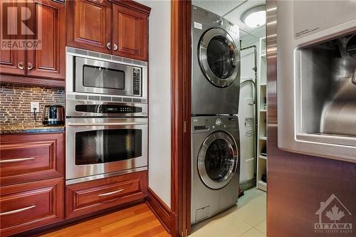 160 George Street Unit#2504, Ottawa, ON - Indoor Photo Showing Laundry Room