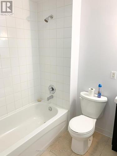 9B - 309 The Kingsway, Toronto, ON - Indoor Photo Showing Bathroom