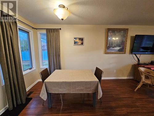 5112 43 Street Ne, Chetwynd, BC - Indoor Photo Showing Dining Room
