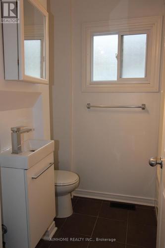 210 Lake Street, St. Catharines, ON - Indoor Photo Showing Bathroom