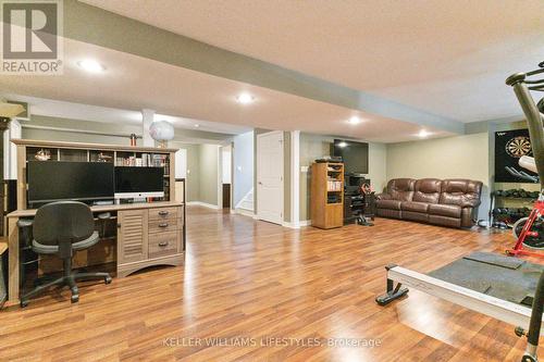 1750 Tigerlily Road, London, ON - Indoor