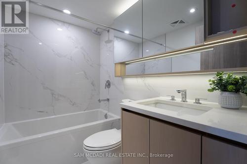 4002 - 38 Widmer Street, Toronto, ON - Indoor Photo Showing Bathroom