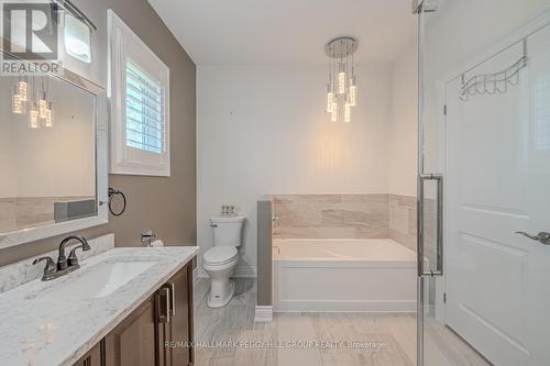 27 Houben Crescent, Oro-Medonte, ON - Indoor Photo Showing Bathroom