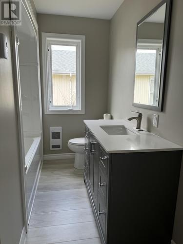 108 Ogilvie Street, Gander, NL - Indoor Photo Showing Bathroom