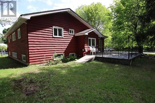 217 6Th Street, Nakusp, BC - Outdoor With Deck Patio Veranda With Exterior