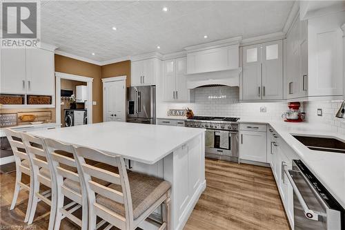 265 Deer Ridge Drive, Kitchener, ON - Indoor Photo Showing Kitchen With Upgraded Kitchen