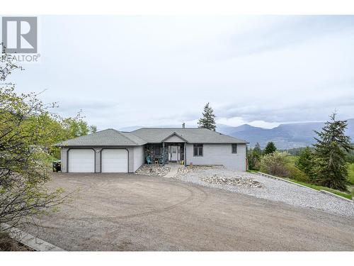 18074 Hereford Road, Lake Country, BC - Outdoor