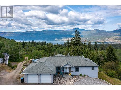 18074 Hereford Road, Lake Country, BC - Outdoor