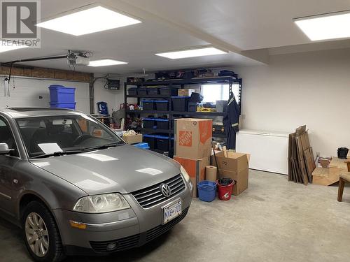 81 Willow Shore Road Unit# 4B, Vernon, BC - Indoor Photo Showing Garage